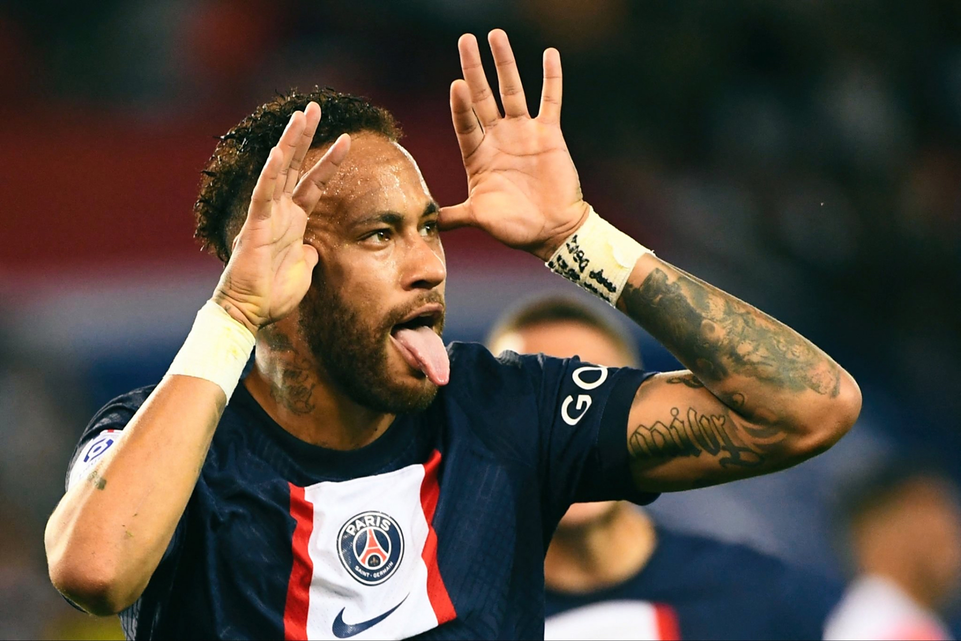 九游体育下载-内马尔迎来七赛季出色发挥，拜仁观众热烈欢呼！气势如虹延续(听赛马有感400字)