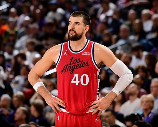 关于洛杉矶快船转会期状态回暖，志在欧冠名次提升，信心回归，赛季目标并未改变的信息